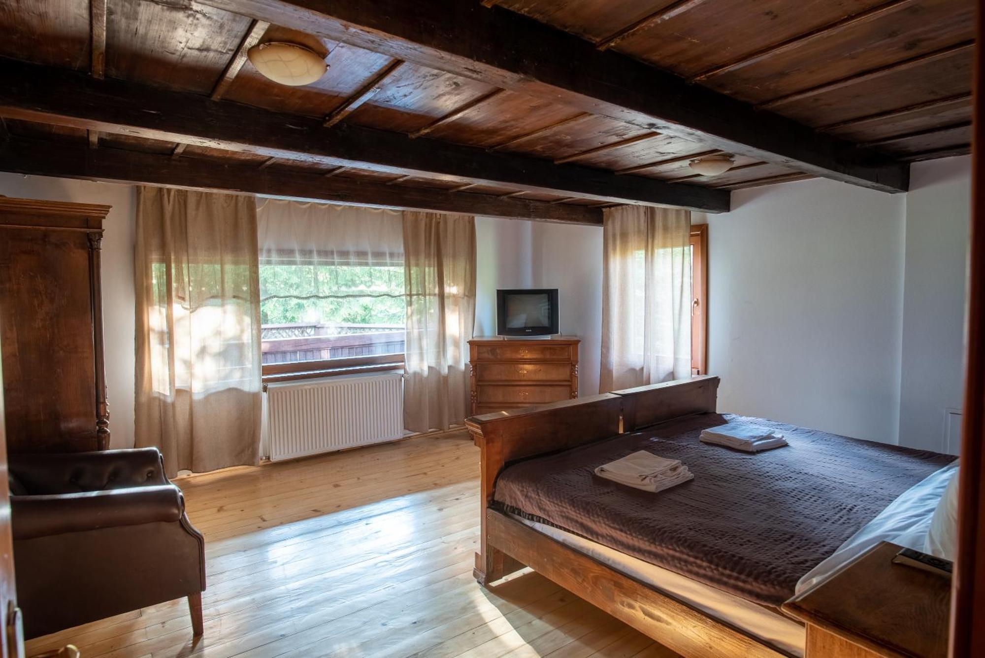 Pensiunea Casa Bunicilor Мэнэстиря-Гуморулуй Номер фото