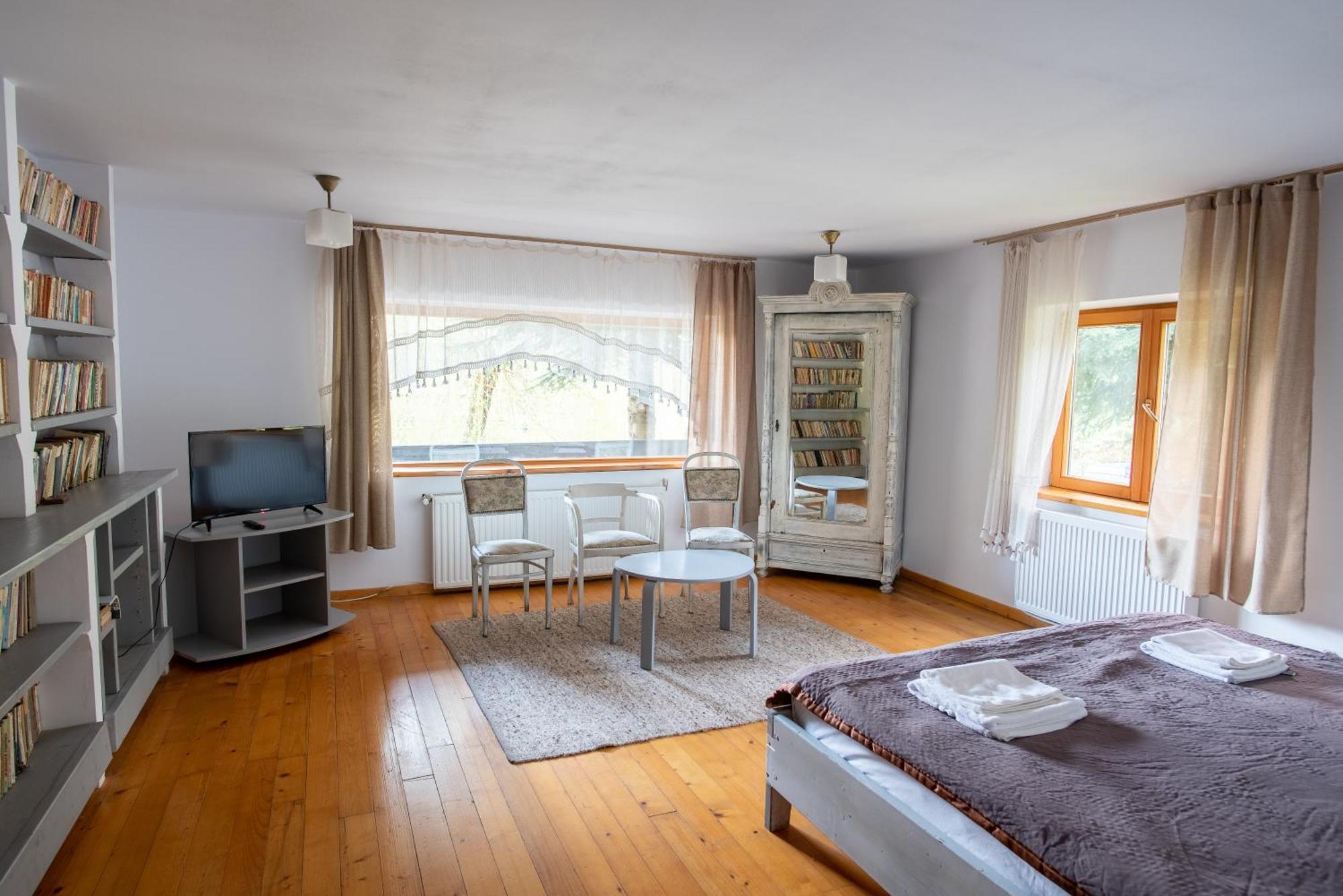 Pensiunea Casa Bunicilor Мэнэстиря-Гуморулуй Номер фото